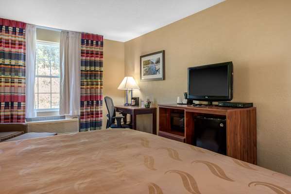  - Quality Inn Morgantown - I-68, Exit 1