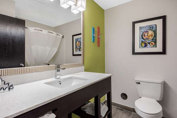  - Quality Inn Morgantown - I-68, Exit 1