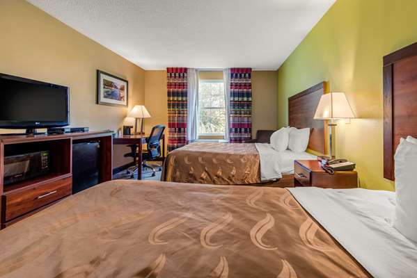  - Quality Inn Morgantown - I-68, Exit 1