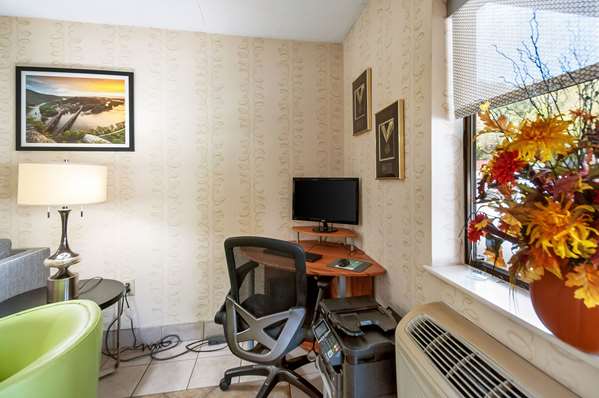 Conference Area - Quality Inn Harpers Ferry