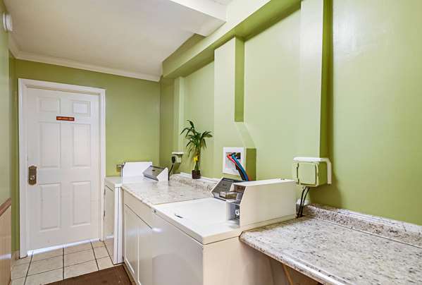 Amenities - Quality Inn Harpers Ferry