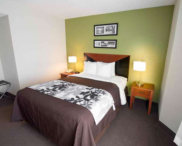  - Sleep Inn & Suites Princeton - I-77, Exit 9