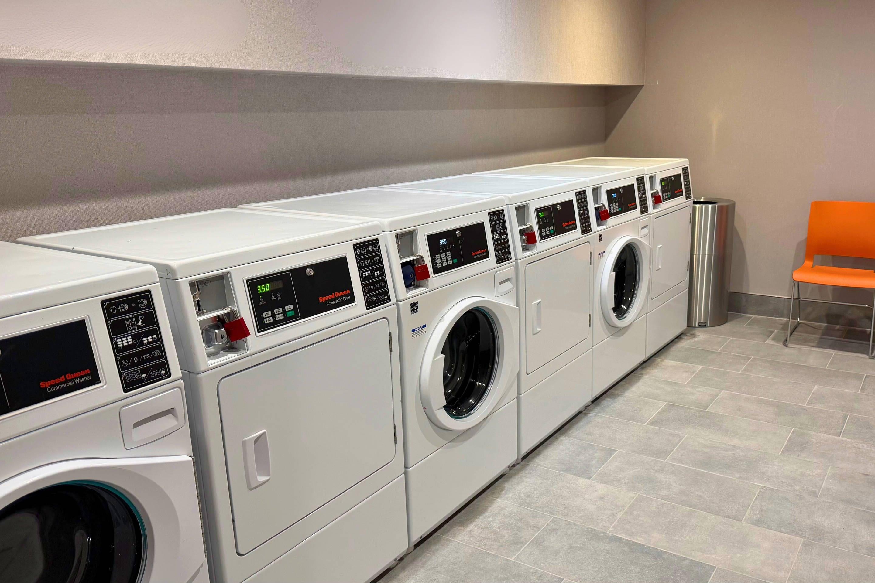 Guest laundry facilities | Clarion Hotel Rock Springs - Green River
