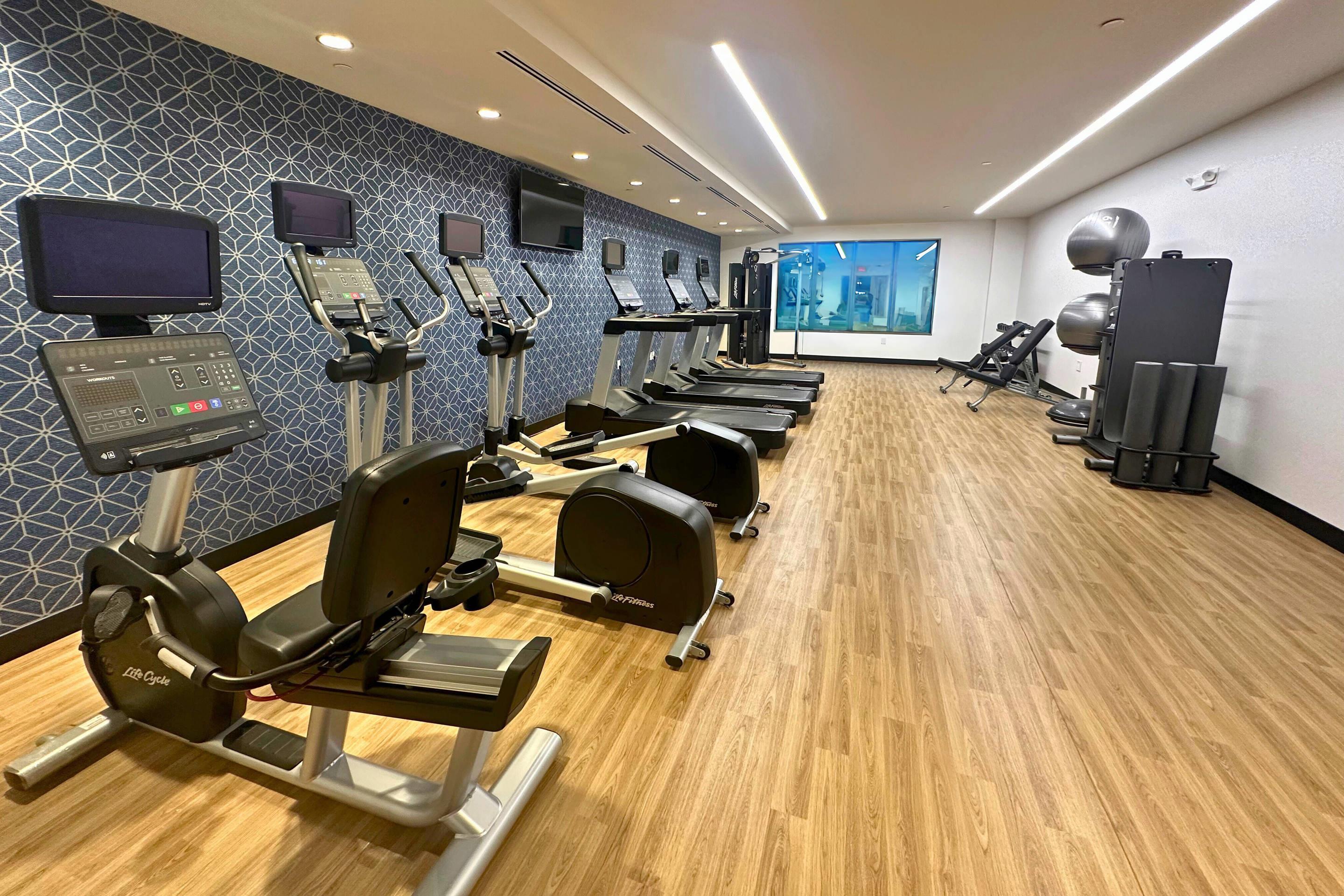 Fitness center | Clarion Hotel Rock Springs - Green River