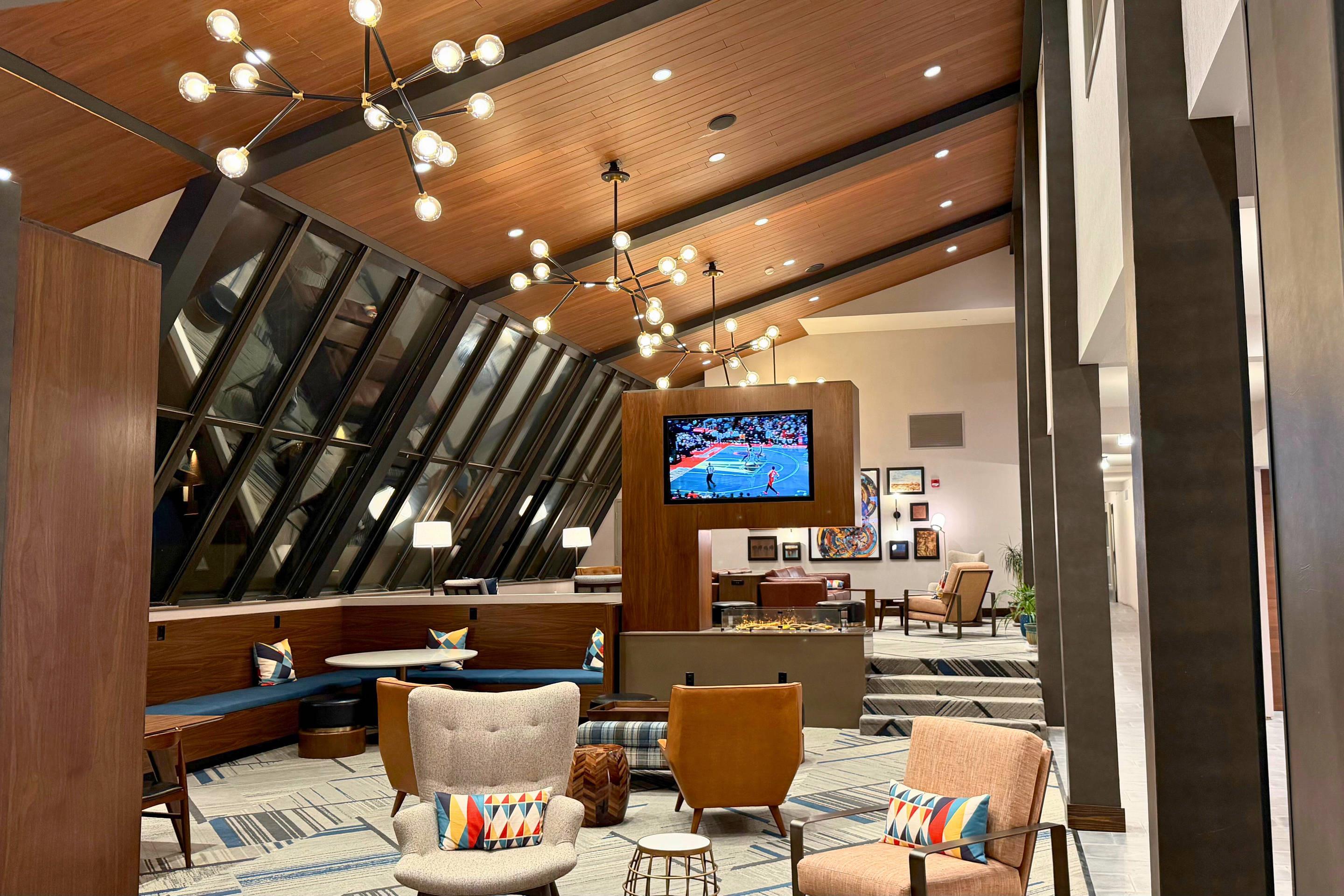 Main Lobby | Clarion Hotel Rock Springs - Green River