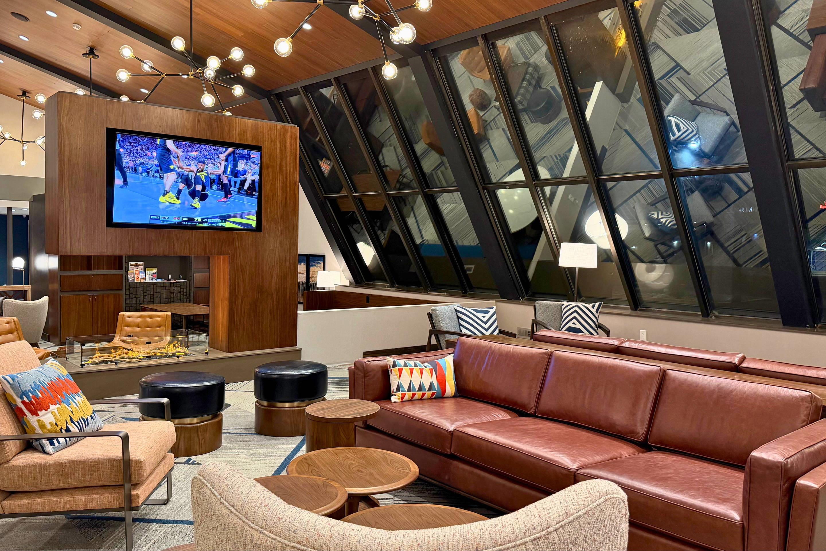 Lobby with Fireplace | Clarion Hotel Rock Springs - Green River