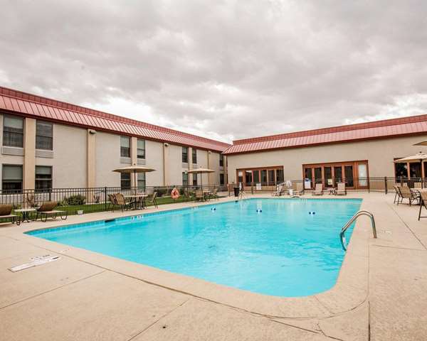 Pool - Comfort Inn at Buffalo Bill Village Resort Cody