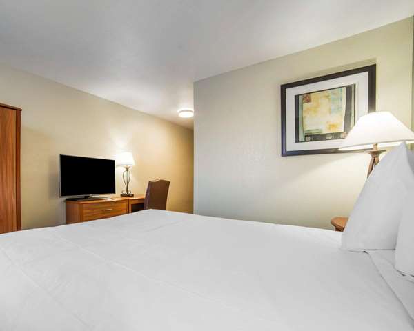  - Quality Inn Gillette - I-90, Exit 128
