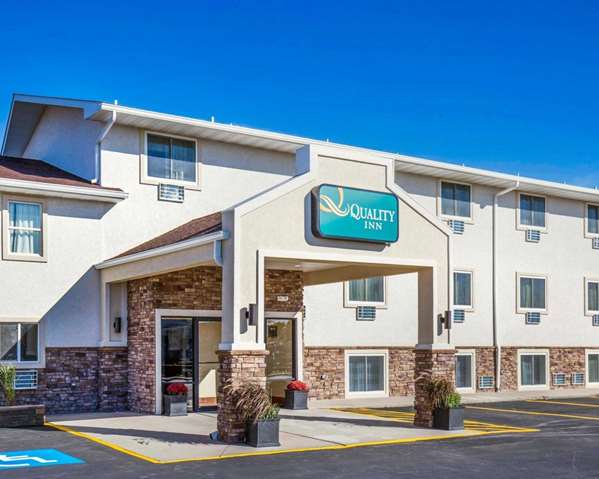 Exterior view - Quality Inn Gillette - I-90, Exit 128