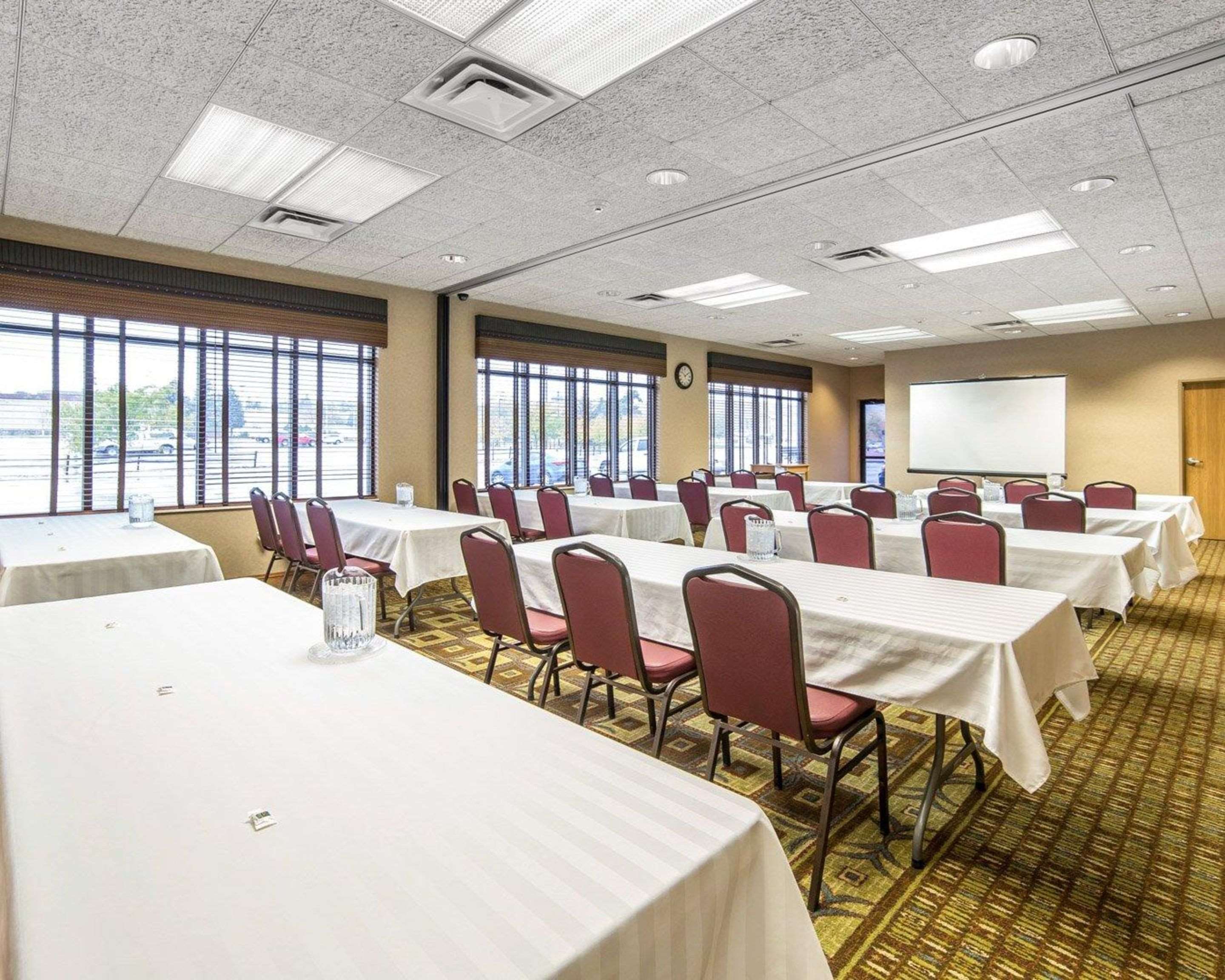 Large space perfect for corporate functions or training | Quality Inn & Suites Casper near Event Center