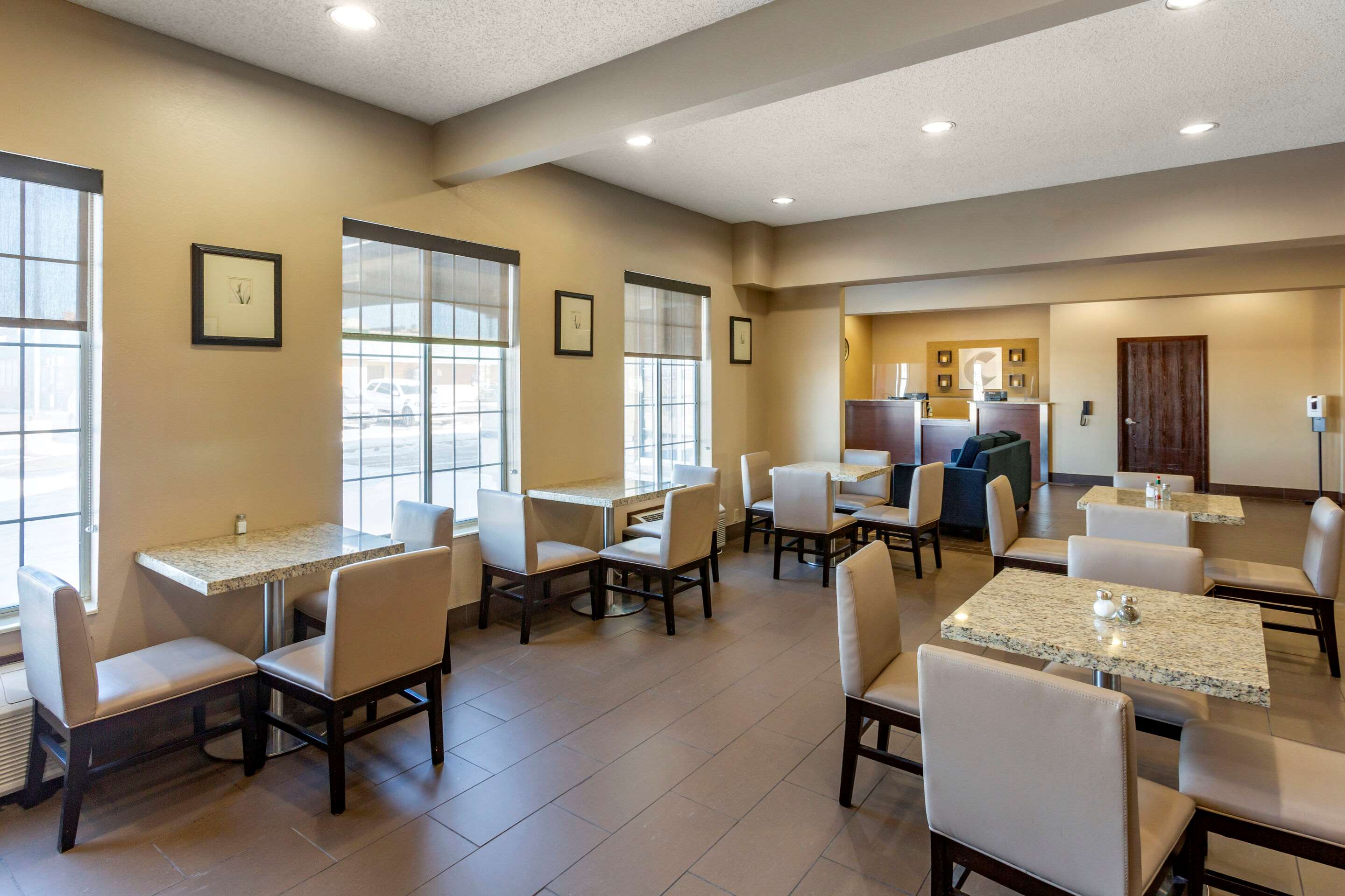 Breakfast area