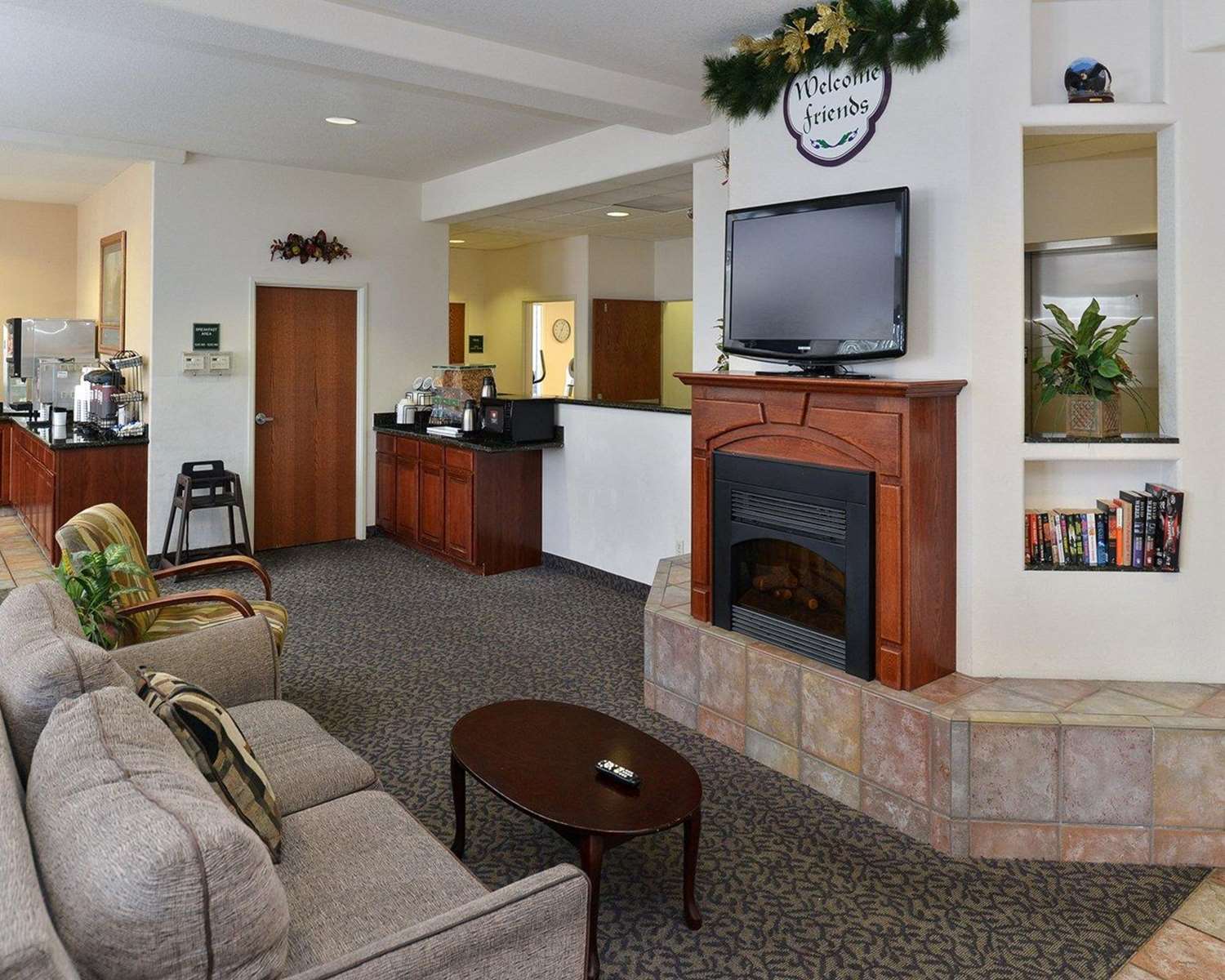 Comfort Inn & Suites Riverton, WY See Discounts