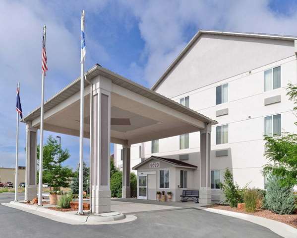 Exterior view - Comfort Inn & Suites Riverton