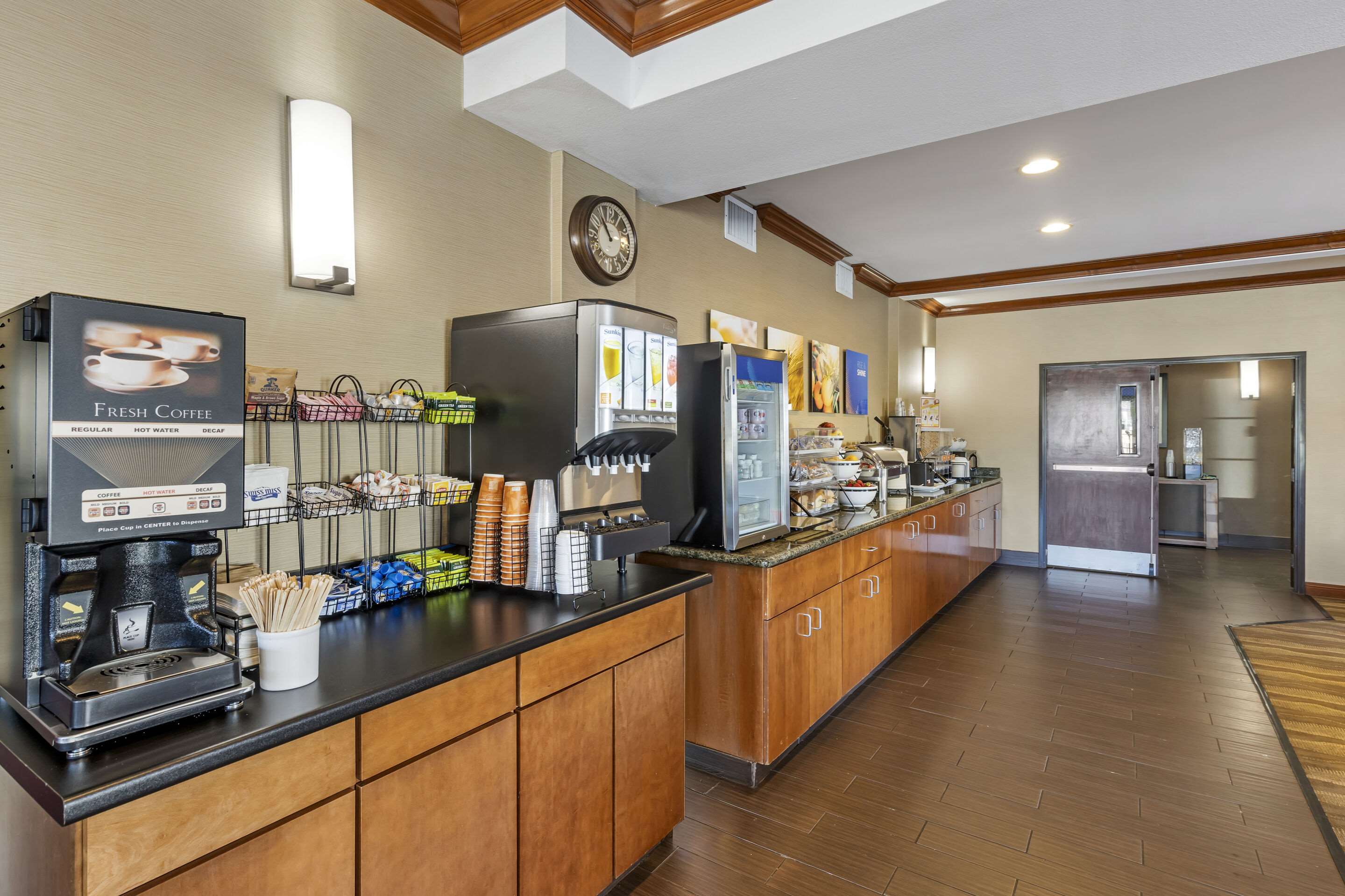 Breakfast area