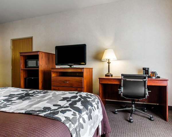  - Sleep Inn & Suites Evansville