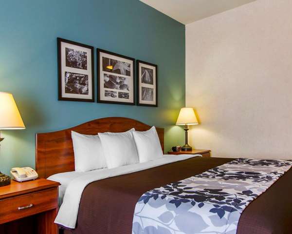  - Sleep Inn & Suites Evansville
