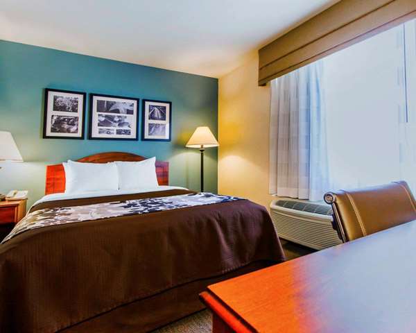  - Sleep Inn & Suites Evansville