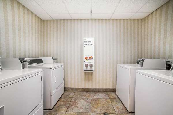 Amenities - Comfort Inn & Suites Rock Springs - I-80, Exit 102