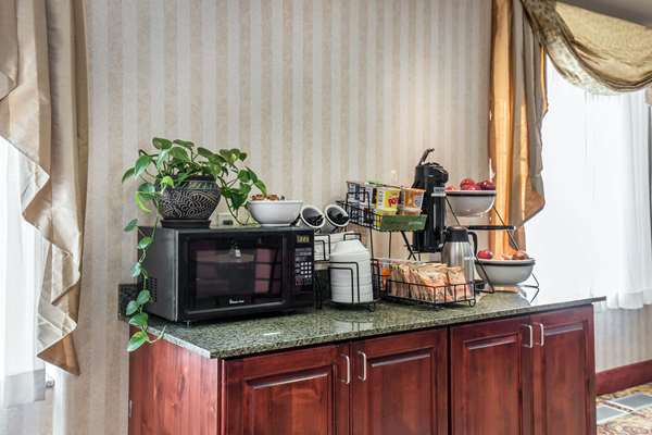 Amenities - Comfort Inn & Suites Rock Springs - I-80, Exit 102