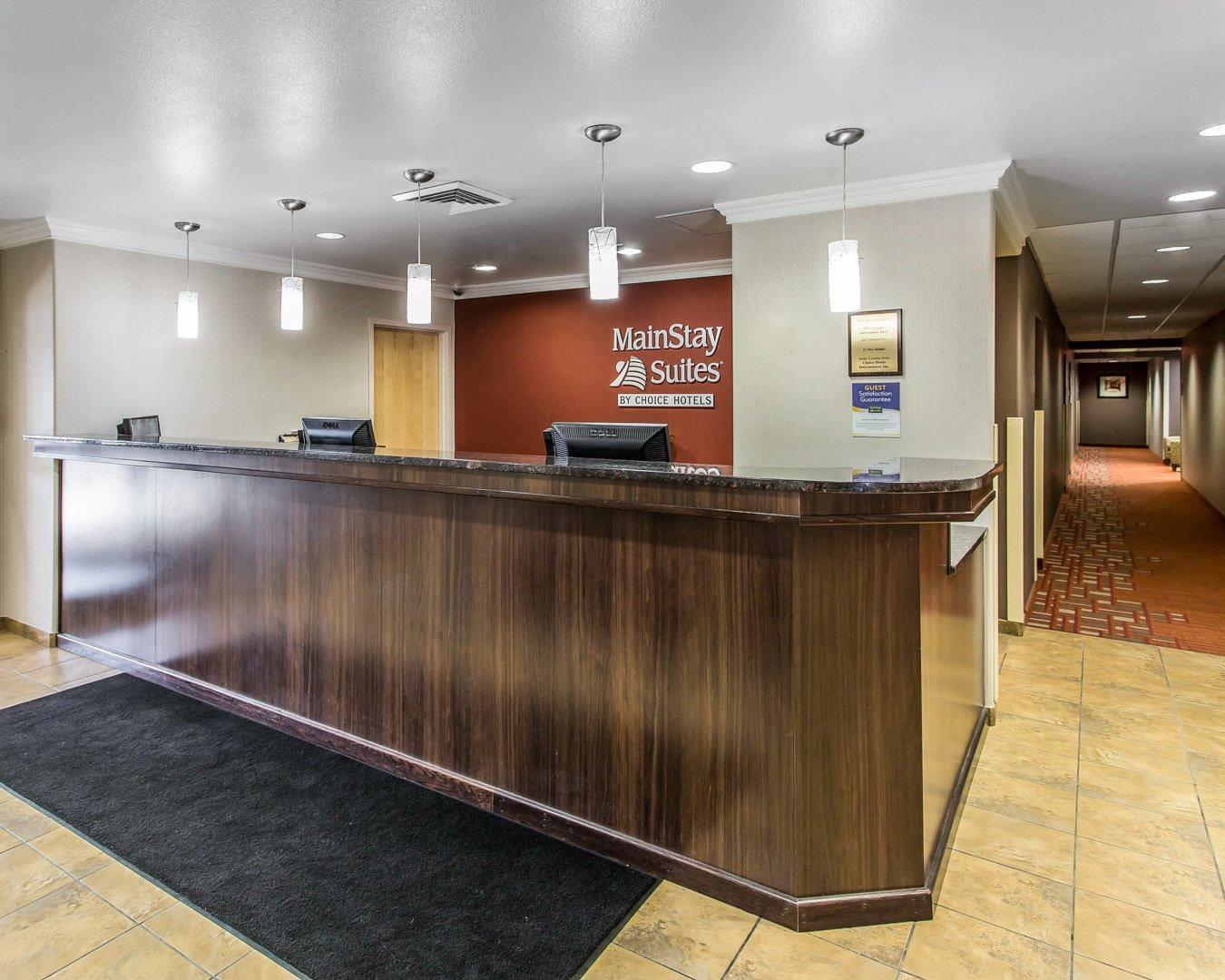 Front desk with friendly staff | MainStay Suites Casper