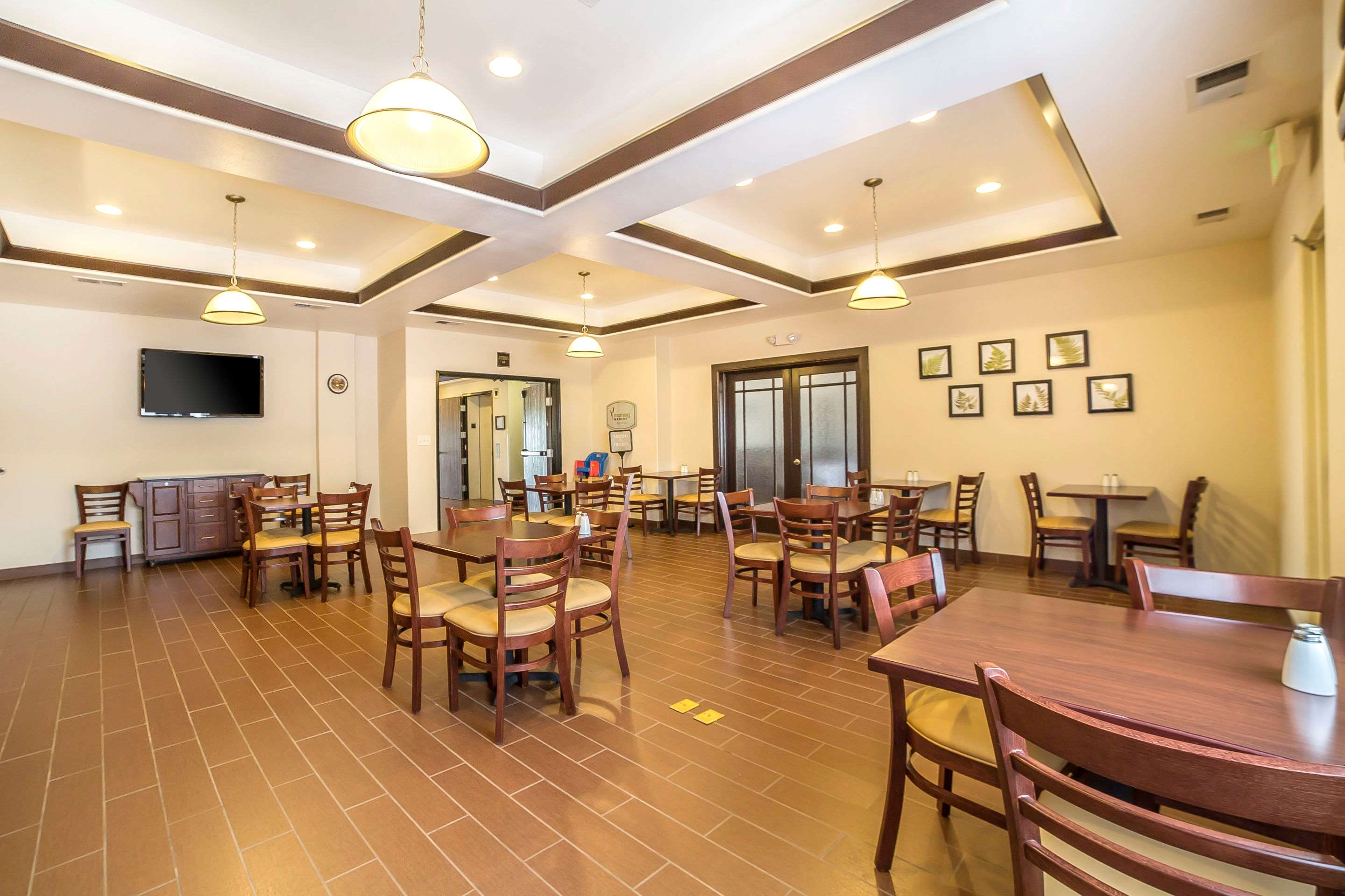 Spacious breakfast area