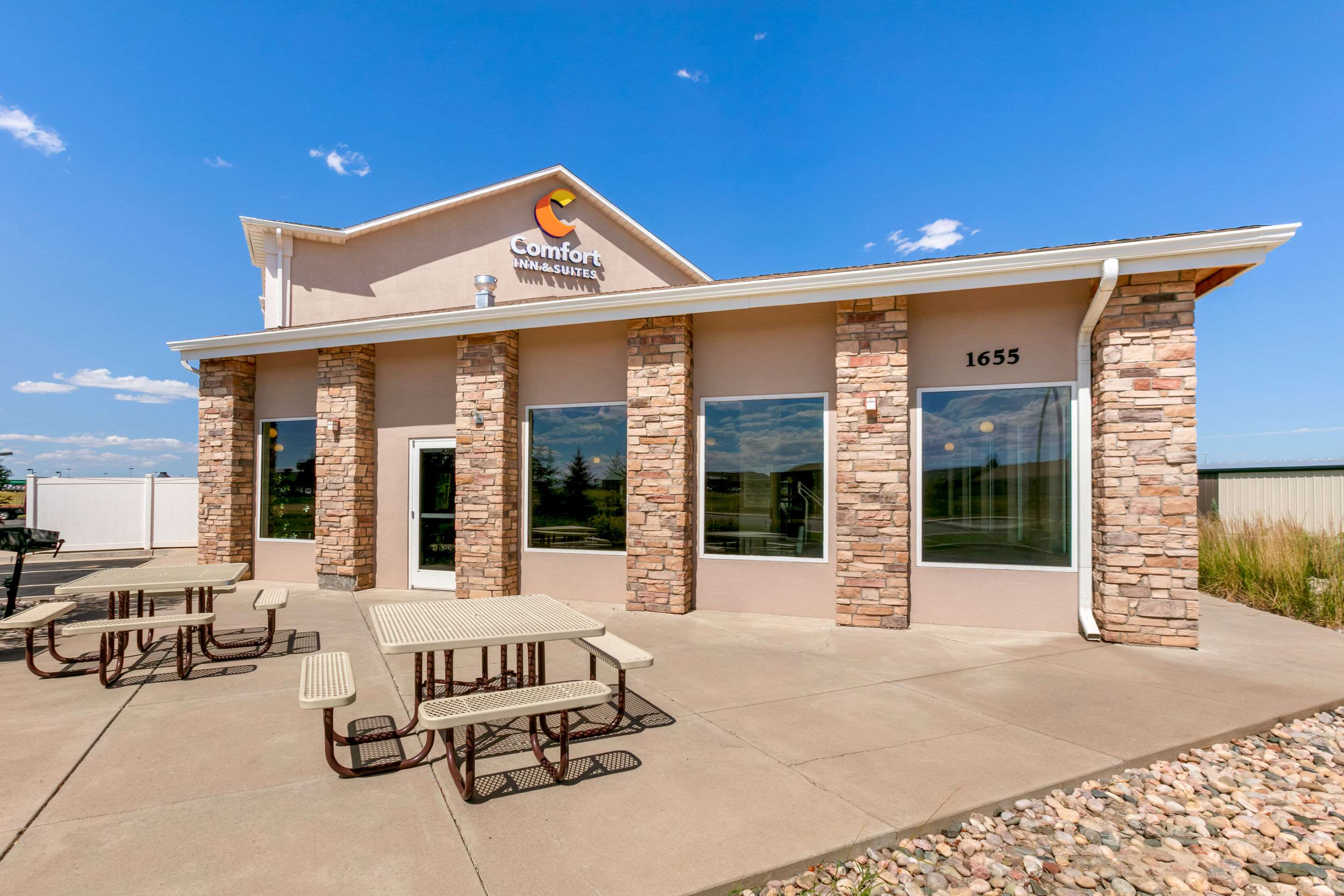 Patio | Comfort Inn & Suites Near University of Wyoming