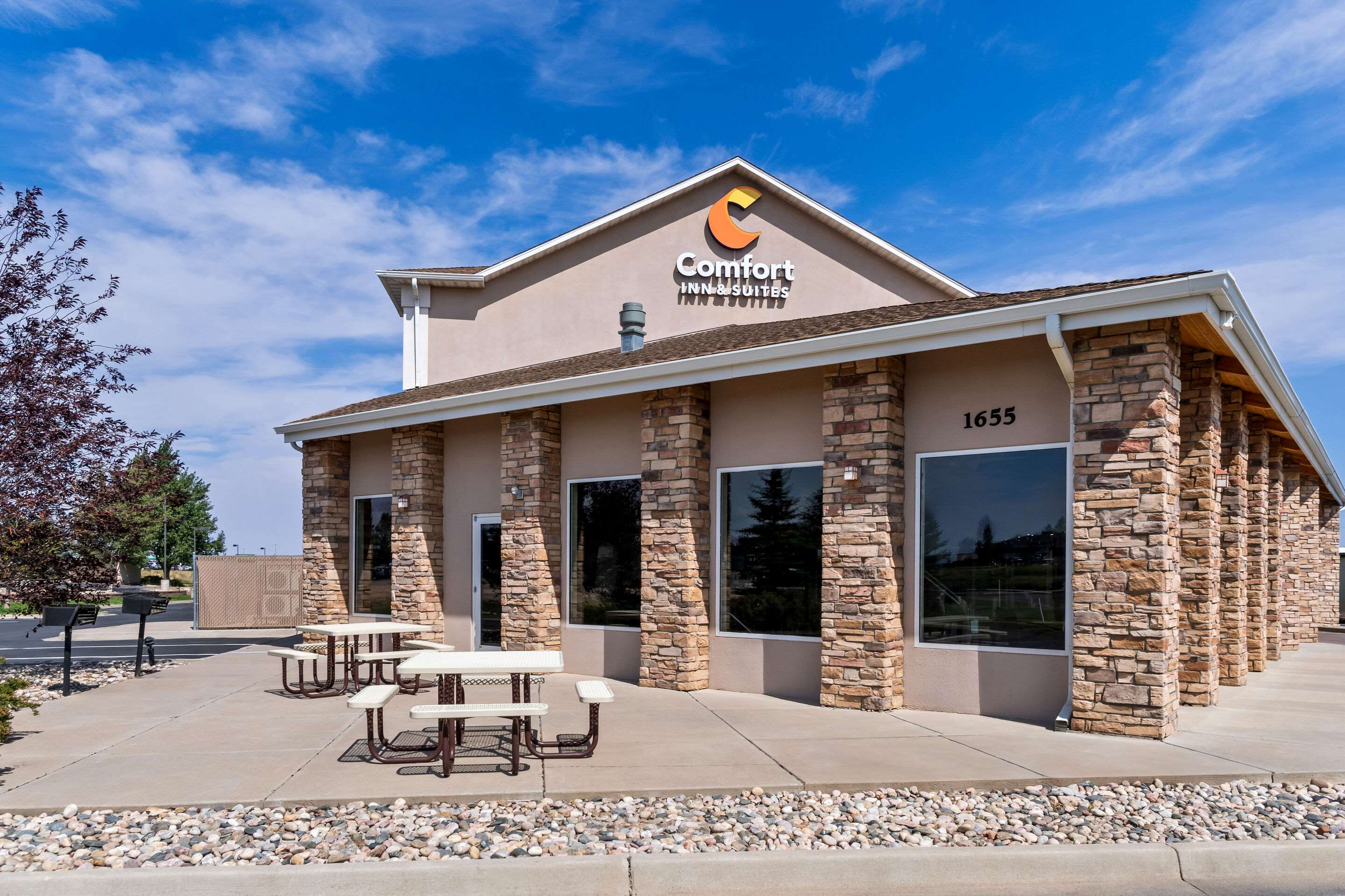 Hotel exterior | Comfort Inn & Suites Near University of Wyoming