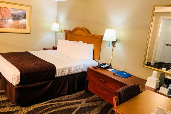  - Rodeway Inn & Suites Sheridan - I-90, Exit 23
