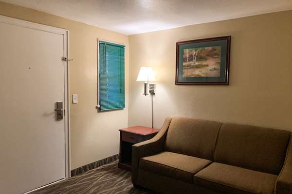 Suite - Rodeway Inn & Suites Sheridan - I-90, Exit 23