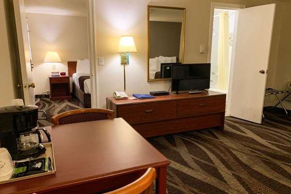 Suite - Rodeway Inn & Suites Sheridan - I-90, Exit 23