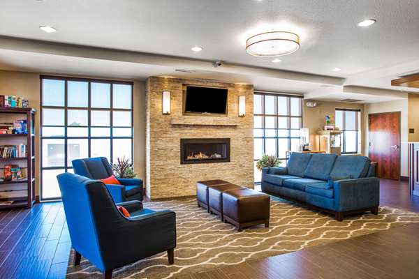  - Comfort Inn & Suites Cheyenne - I-25, Exit 9