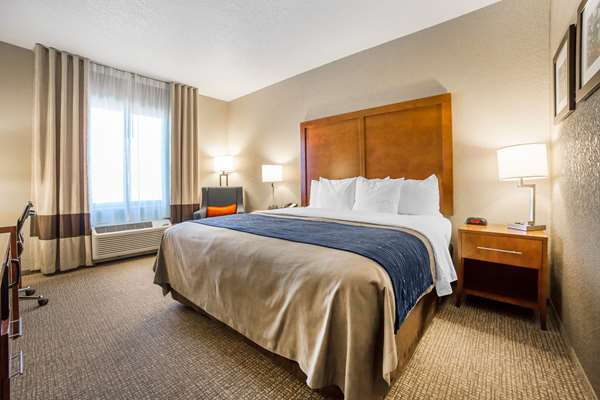  - Comfort Inn & Suites Cheyenne - I-25, Exit 9