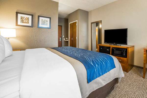  - Comfort Inn & Suites Cheyenne - I-25, Exit 9