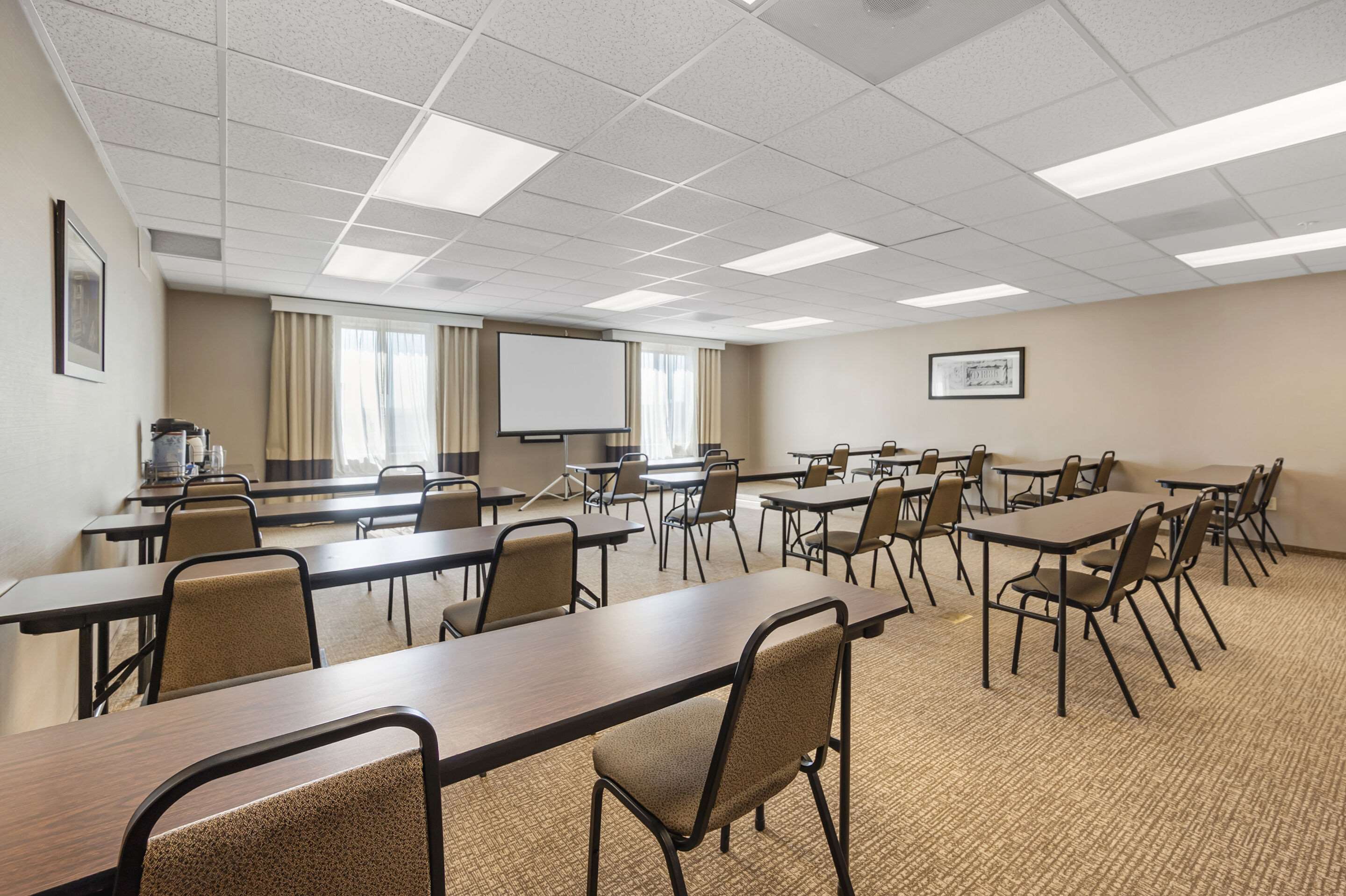 Meeting room | Comfort Inn & Suites