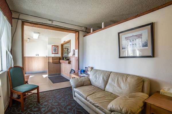  - Rodeway Inn East Cheyenne - I-80, Exit 370