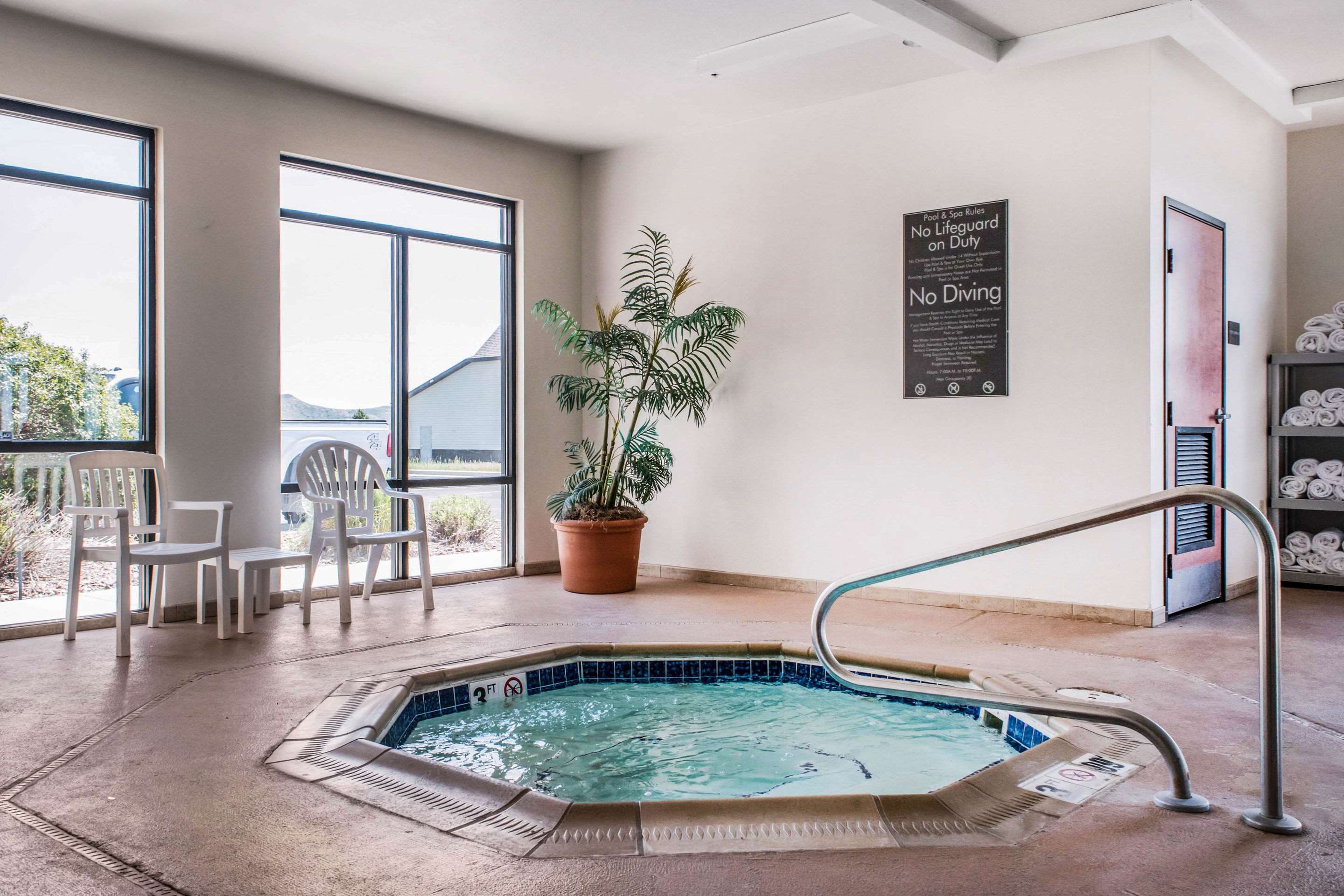 Indoor pool with hot tub