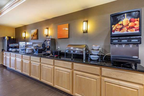Amenities - Comfort Inn Evansville - I-25, Exit 185