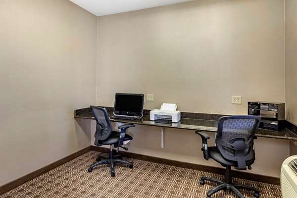 Conference Area - Comfort Inn Evansville - I-25, Exit 185