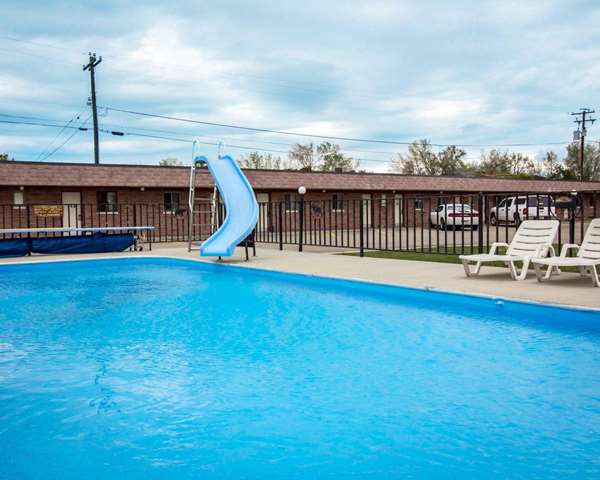 Pool - Rodeway Inn Buffalo - I-25, Exit 299