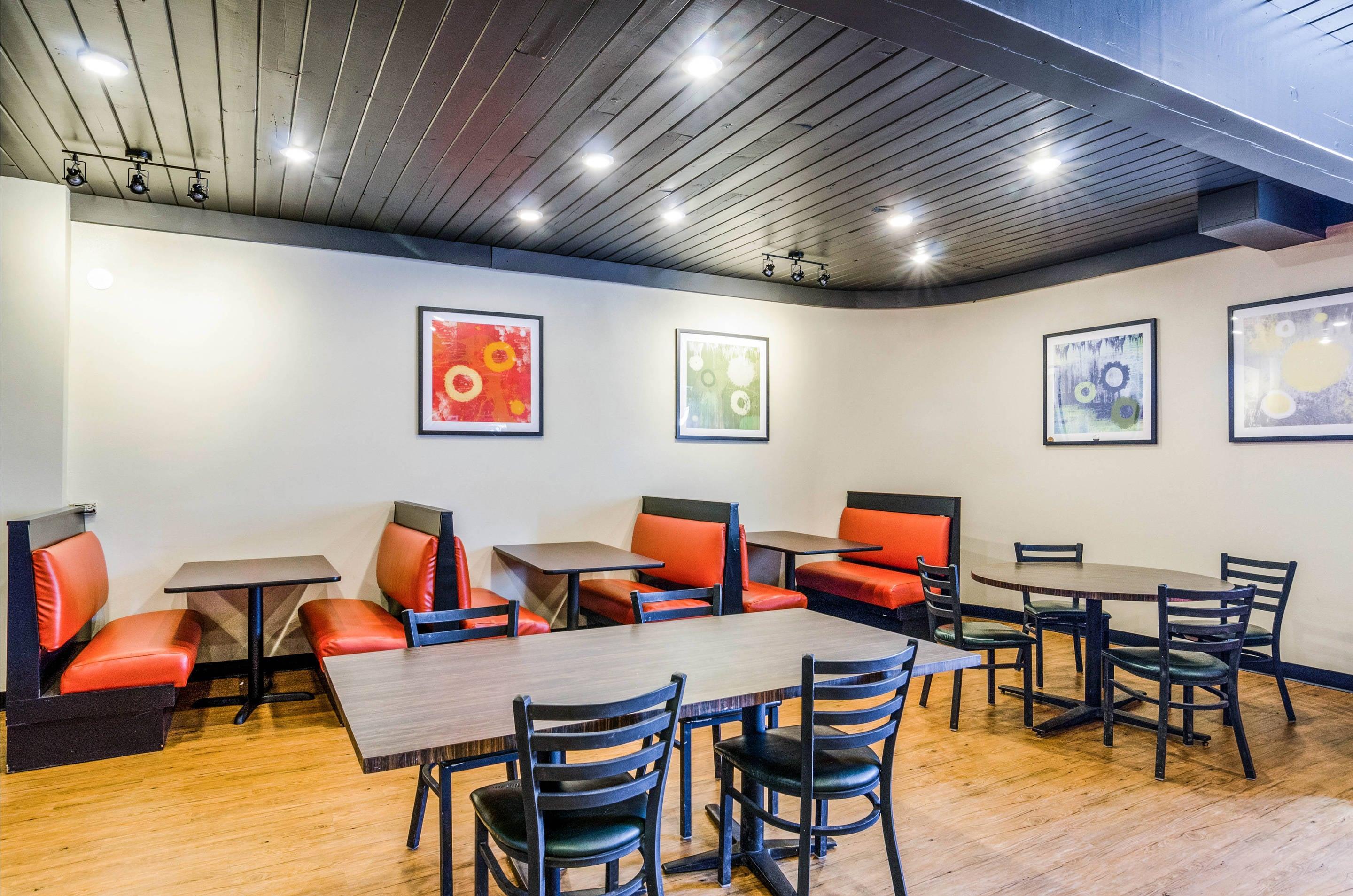 On-site restaurant | Quality Inn