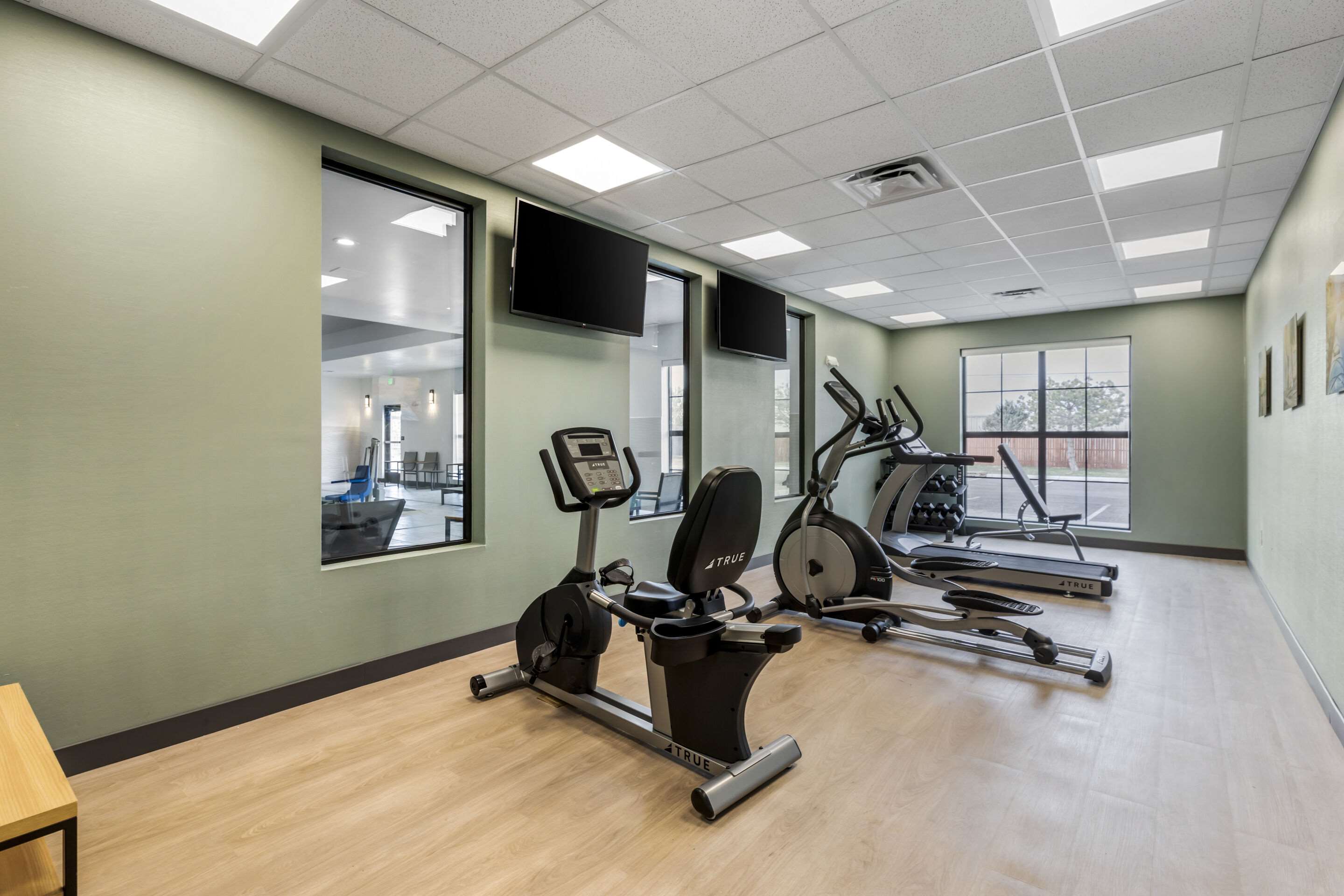 Fitness center | Comfort Suites Cheyenne