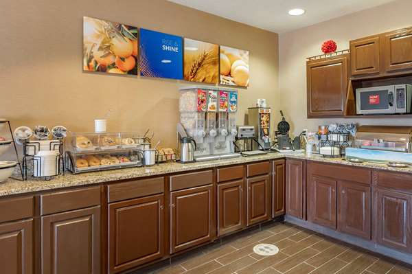 Amenities - Comfort Inn Shelbyville - I-74, Exit 113