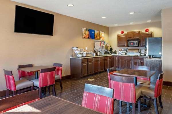 Amenities - Comfort Inn Shelbyville - I-74, Exit 113