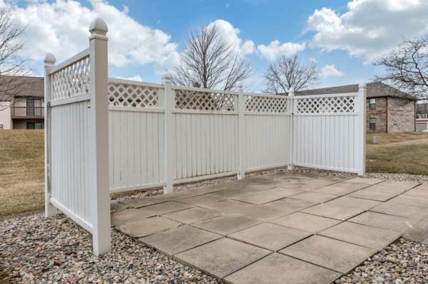  - Comfort Inn Shelbyville - I-74, Exit 113