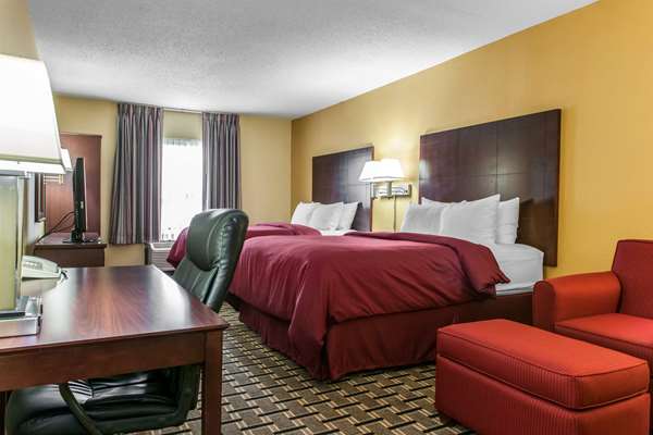 Suite - Clarion Inn & Suites Northwest Indianapolis
