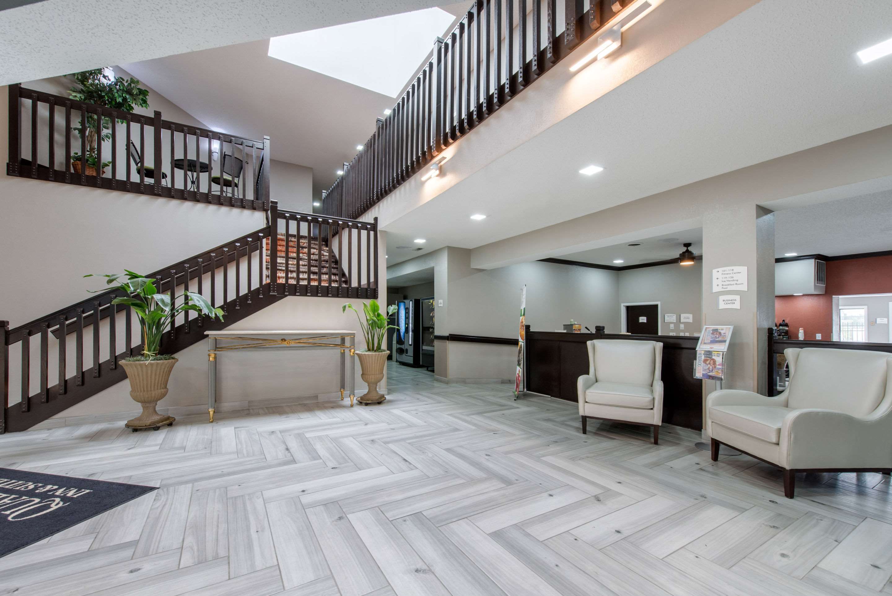 Spacious lobby | Quality Inn & Suites Brownsburg - Indianapolis West