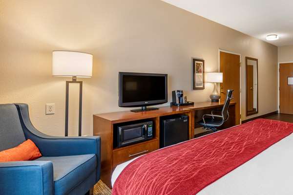  - Comfort Inn La Porte
