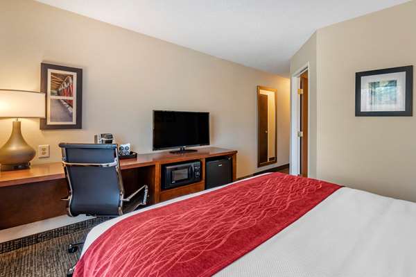  - Comfort Inn La Porte