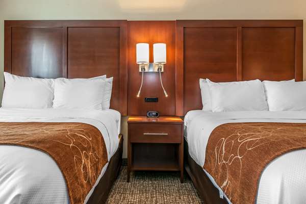  - Comfort Suites Rensselaer