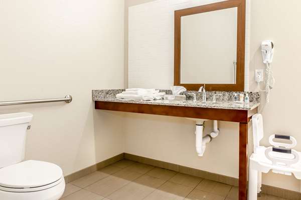  - Comfort Suites Rensselaer